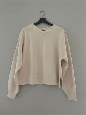 aerie Cream V-Neck Boxy Pullover Sweater